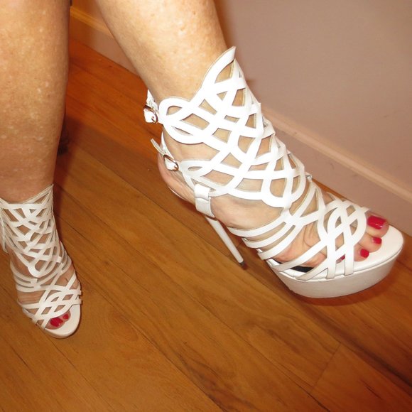LAST CHANCE White Laser Cut High Heel Platform Double Buckle Ankle Strap - Picture 6 of 9